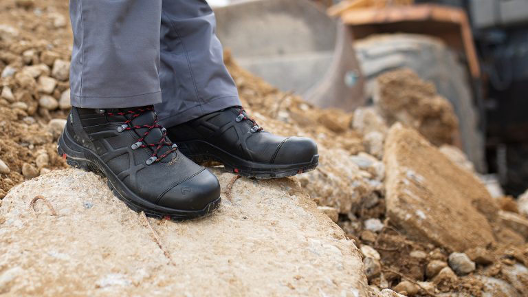 Where is The Best Place to Buy Work Shoes in The UK